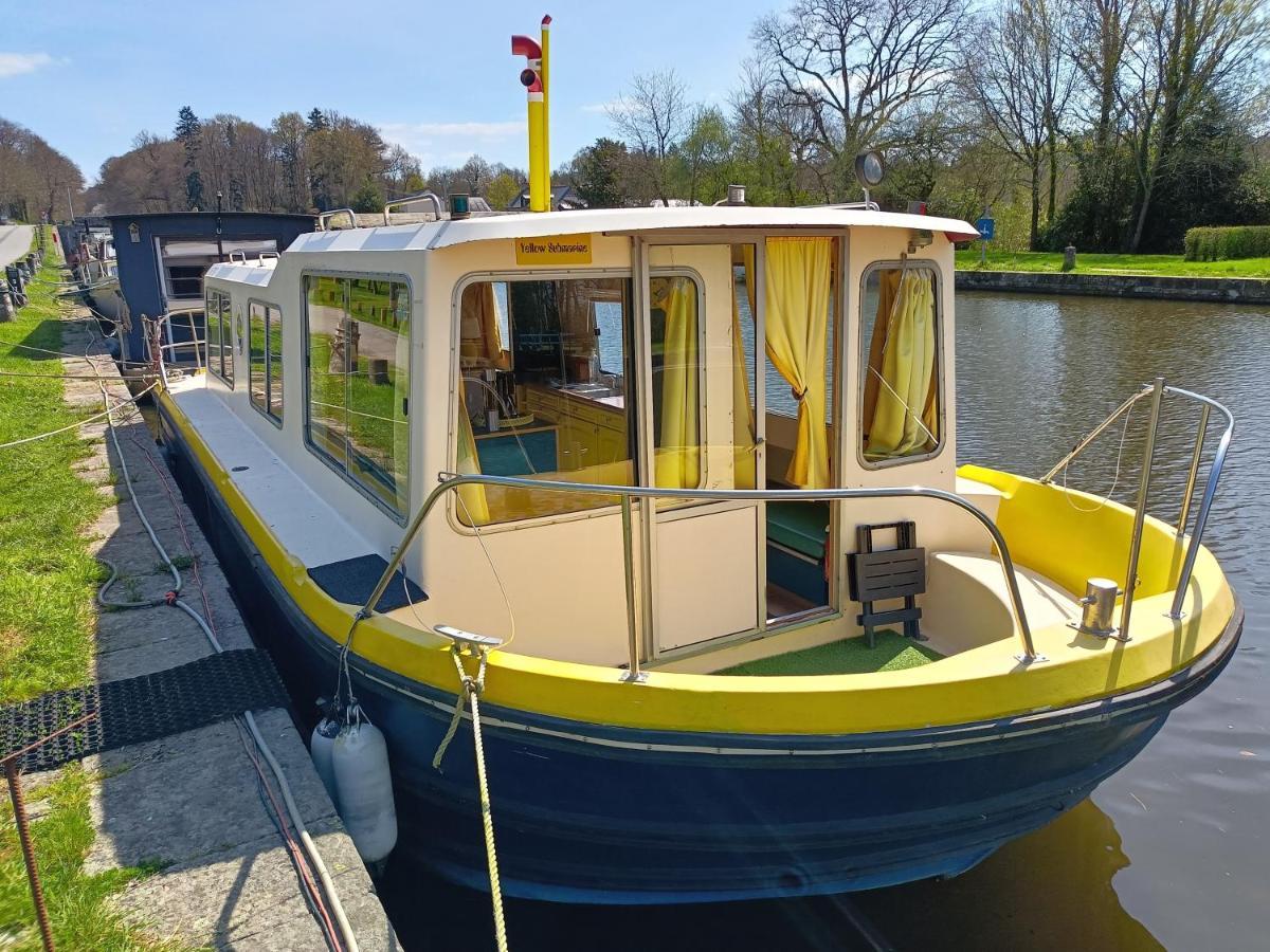 Ille Flottante, Maison Eclusiere Et Hebergements Insolites Sur Le Canal Hédé Exteriör bild